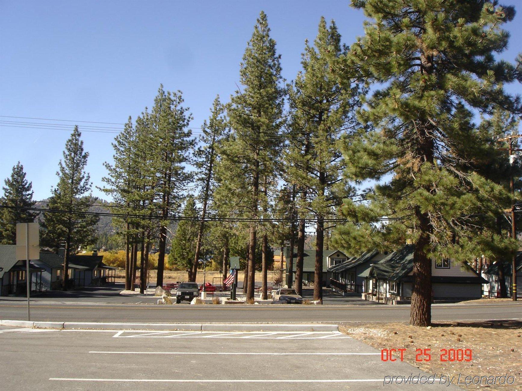 Bay Meadows Resort Big Bear Lake Exterior photo