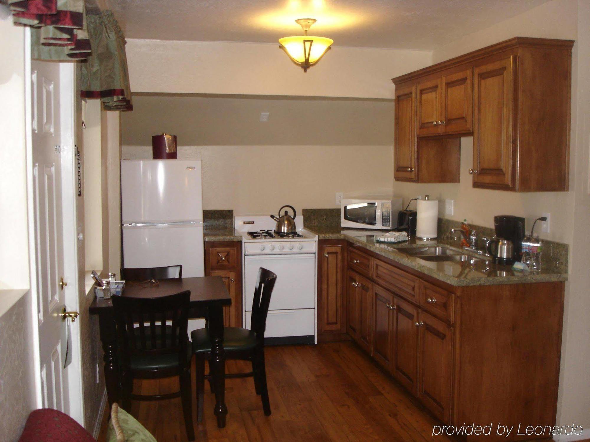 Bay Meadows Resort Big Bear Lake Room photo