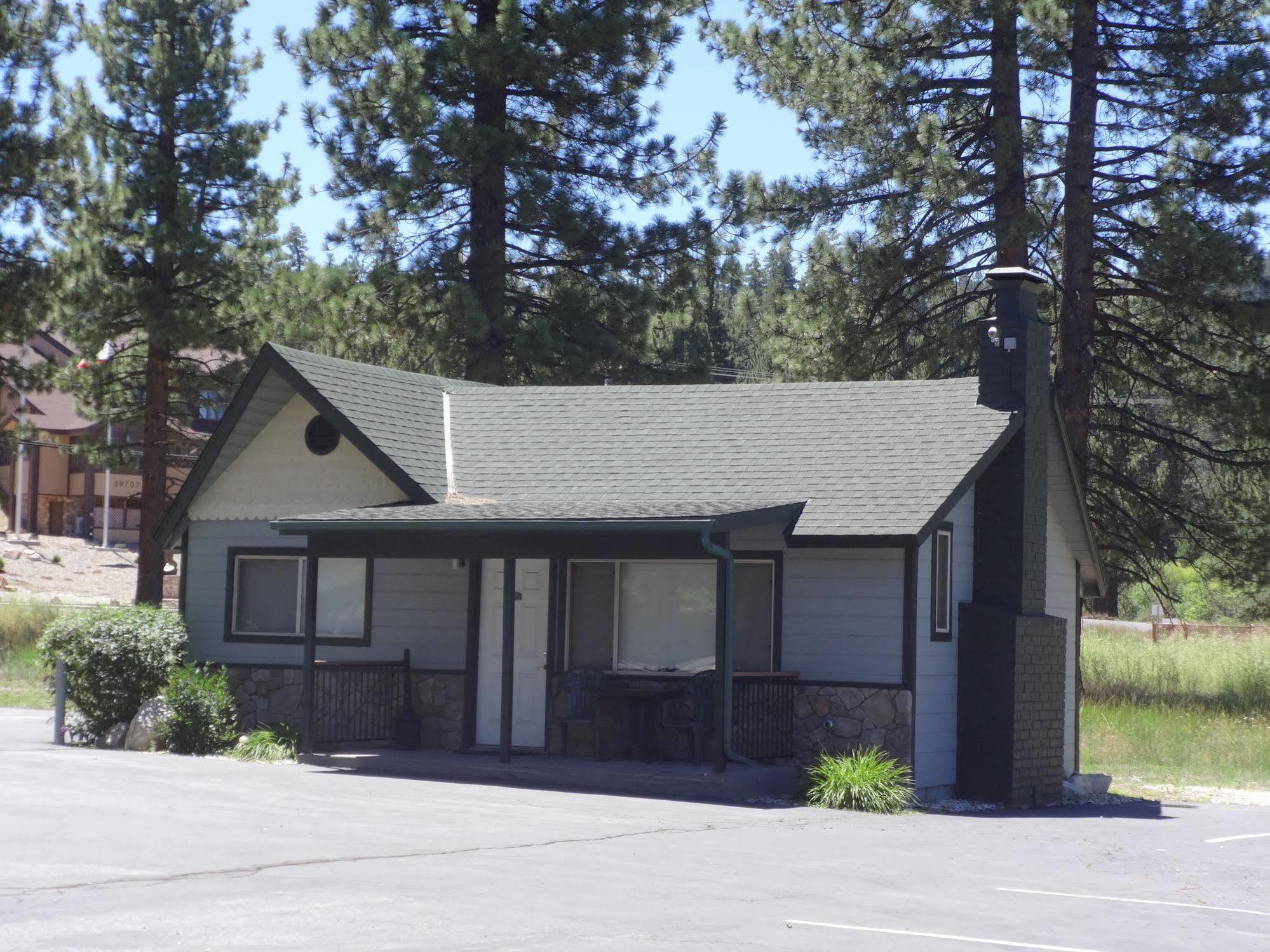 Bay Meadows Resort Big Bear Lake Exterior photo