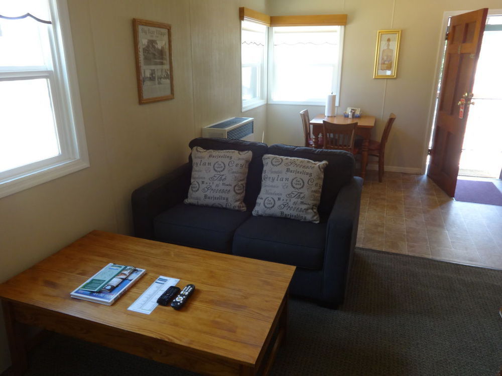 Bay Meadows Resort Big Bear Lake Room photo