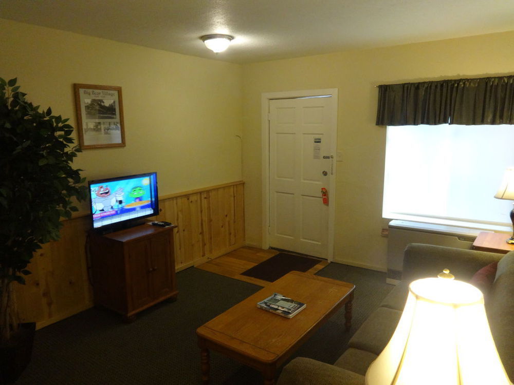 Bay Meadows Resort Big Bear Lake Room photo