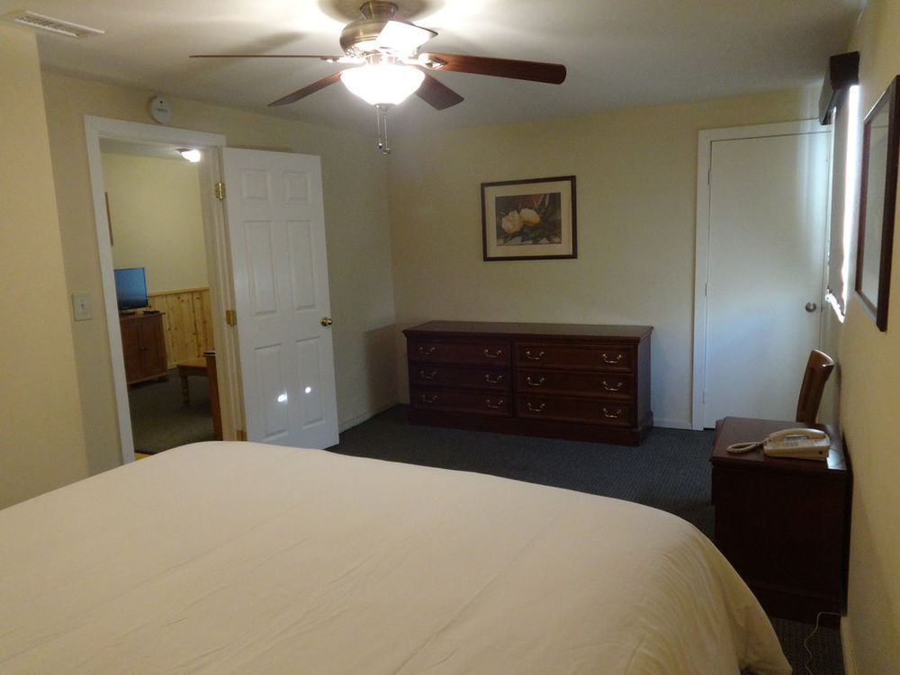 Bay Meadows Resort Big Bear Lake Room photo